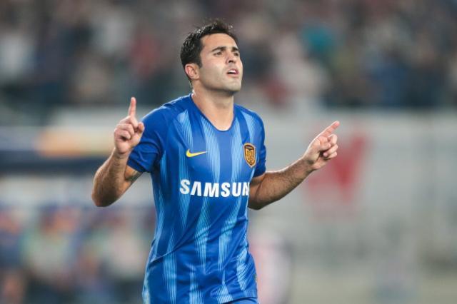 开云体育-曝埃德尔谈妥圣保罗将签两年 携米兰达共赴巴豪门