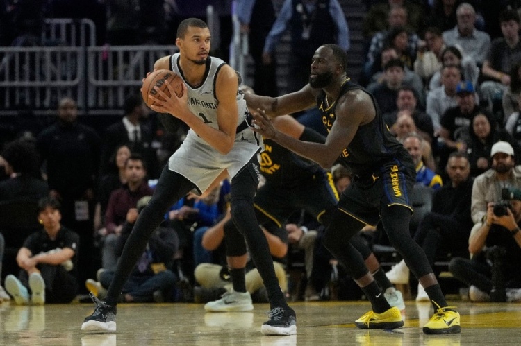 开云-周三竞彩篮球强档：马刺开足马力 勇士伤兵满营